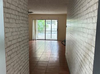 132 S Cypress Rd