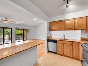 3007 N Oakland Forest Dr 302, Oakland Park FL 33309