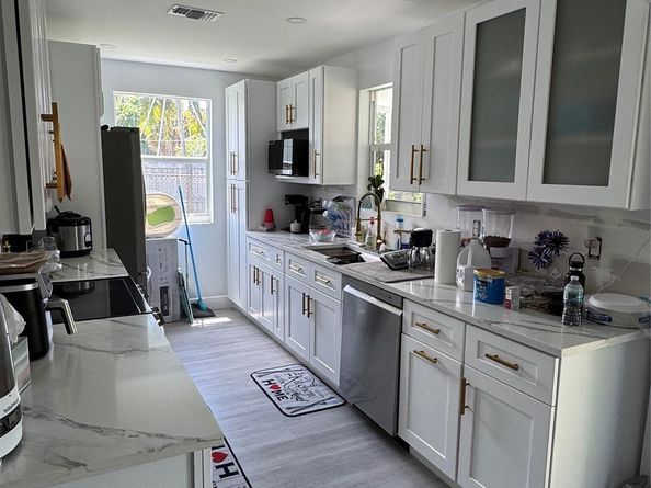 1611 NE 32 Street, Pompano Beach FL 33064