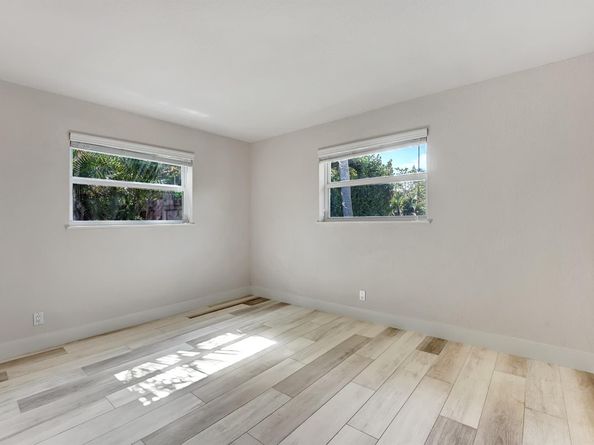 211 NW 17th Street, Delray Beach FL 33444