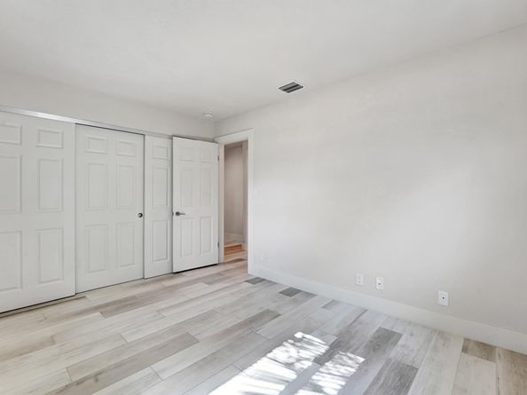 211 NW 17th Street, Delray Beach FL 33444