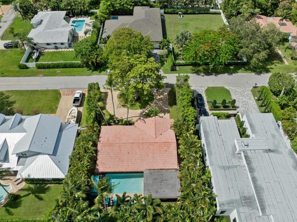 211 NW 17th Street, Delray Beach FL 33444