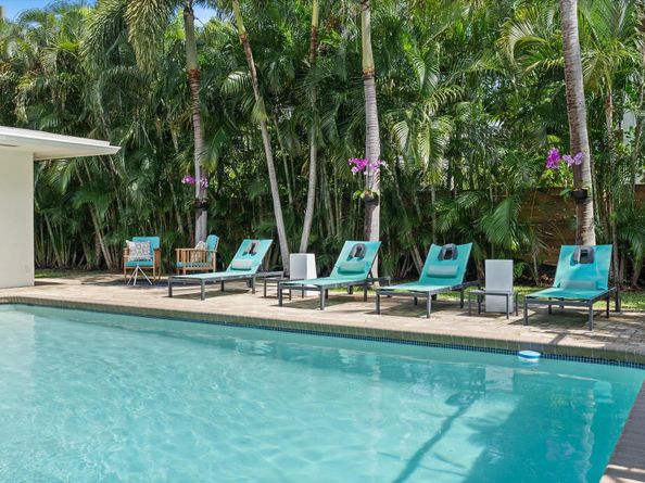 211 NW 17th Street, Delray Beach FL 33444