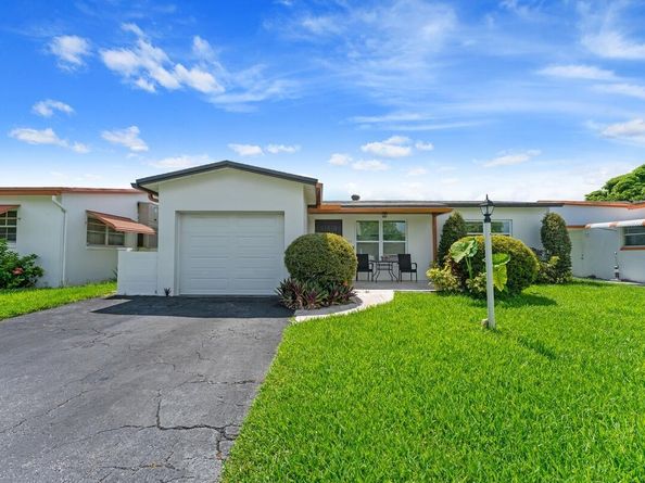 4184 NW 52nd Avenue, Lauderdale Lakes FL 33319