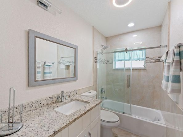 4184 NW 52nd Avenue, Lauderdale Lakes FL 33319