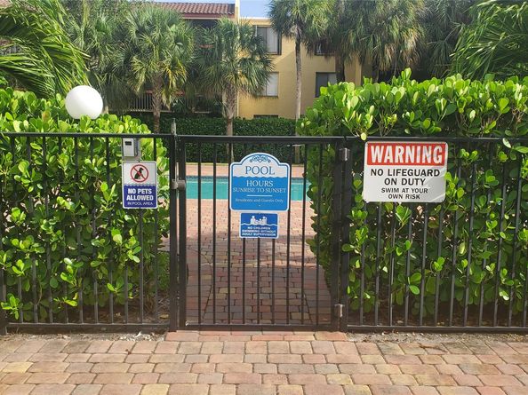 721 SE 1st Way C13, Deerfield Beach FL 33441