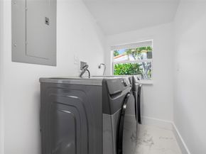 4366 SW 6th St, Coral Gables FL 33134