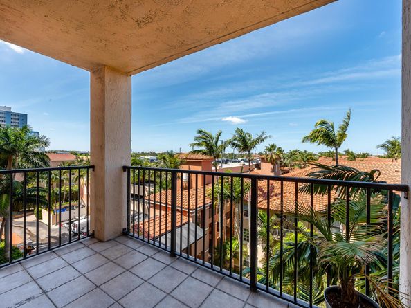 1801 N Flagler Drive 622, West Palm Beach FL 33407
