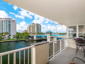 2800 E Sunrise Blvd