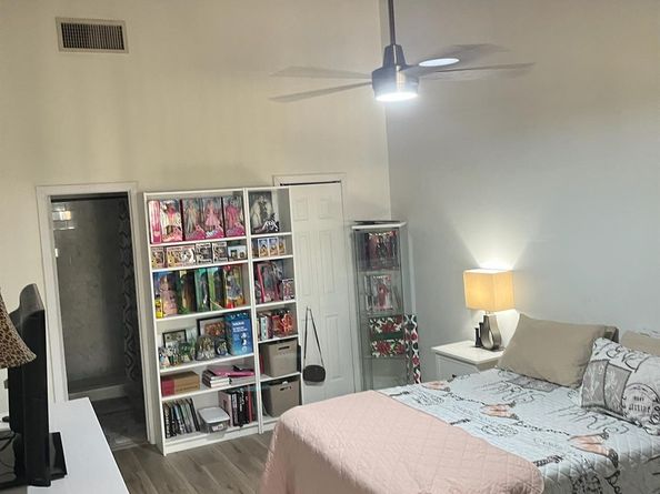 2360 Croton Ct 2630, Pembroke Pines FL 33026