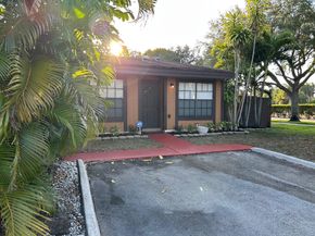 2360 Croton Ct 2630, Pembroke Pines FL 33026