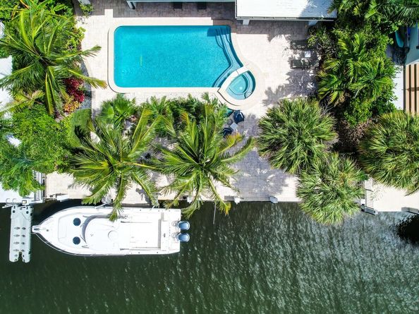 2632 Sea Island Dr, Fort Lauderdale FL 33301