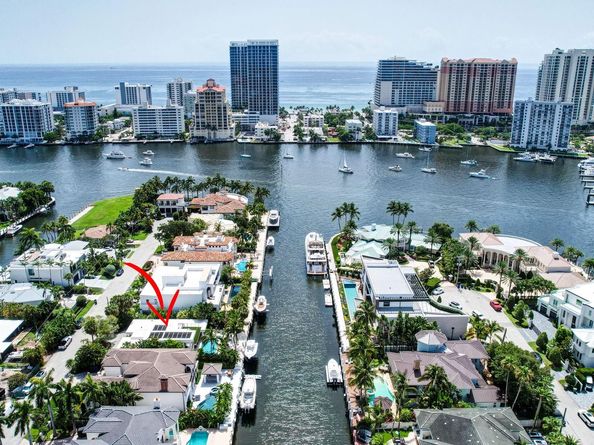 2632 Sea Island Dr, Fort Lauderdale FL 33301