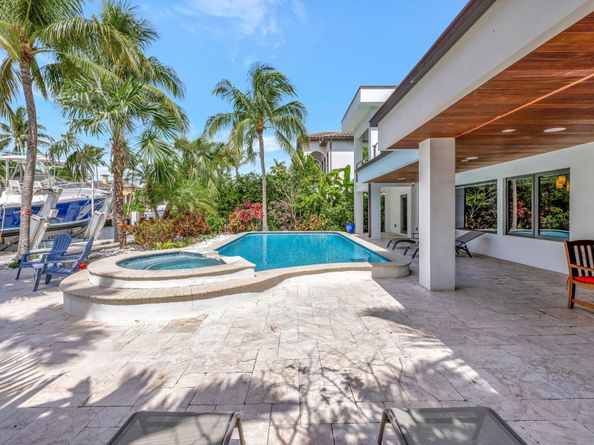 2632 Sea Island Dr, Fort Lauderdale FL 33301