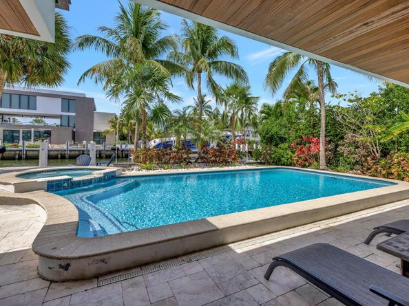 2632 Sea Island Dr, Fort Lauderdale FL 33301