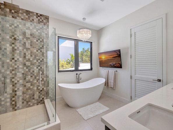 2632 Sea Island Dr, Fort Lauderdale FL 33301