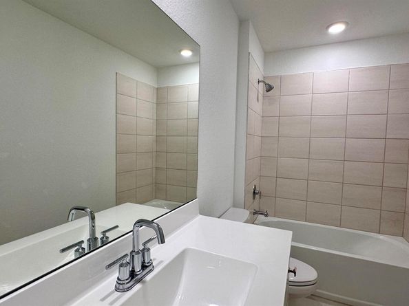 166 SE 5th Court, Deerfield Beach FL 33441