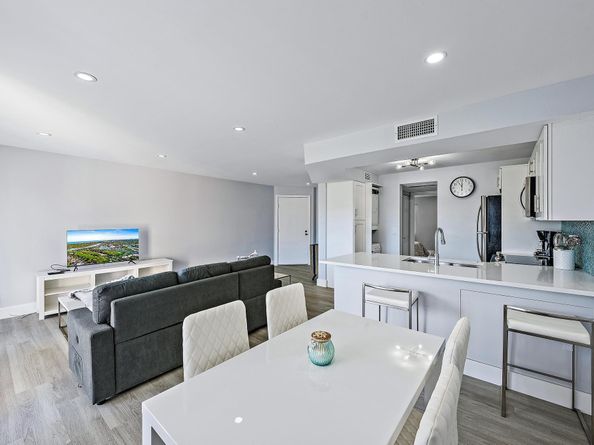 1605 S Us Highway 1 V2204, Jupiter FL 33477