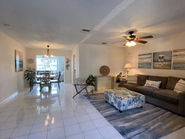 2700 NE 57th St, Fort Lauderdale FL 33308