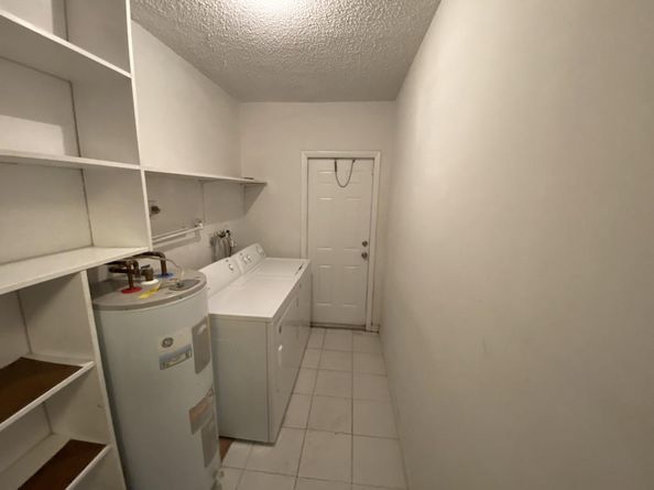 2700 NE 57th St, Fort Lauderdale FL 33308