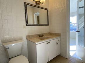 2700 NE 57th St, Fort Lauderdale FL 33308
