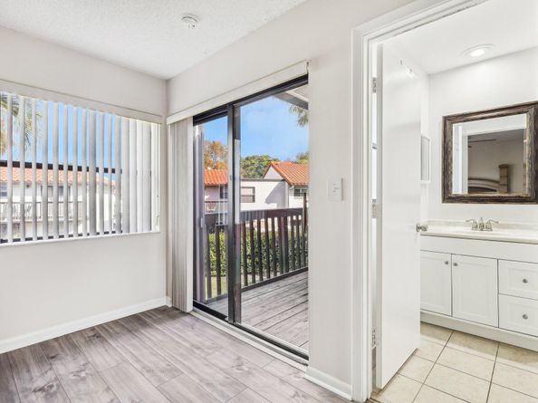 5748 Fox Hollow Drive D, Boca Raton FL 33486