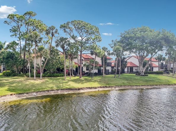 5748 Fox Hollow Drive D, Boca Raton FL 33486
