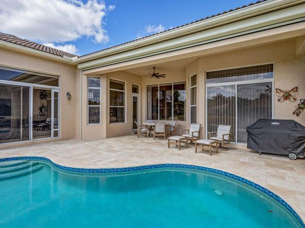 112 Dalena Way, Palm Beach Gardens FL 33418