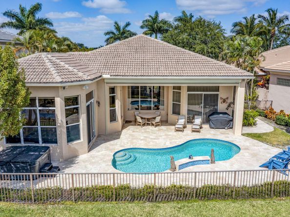 112 Dalena Way, Palm Beach Gardens FL 33418
