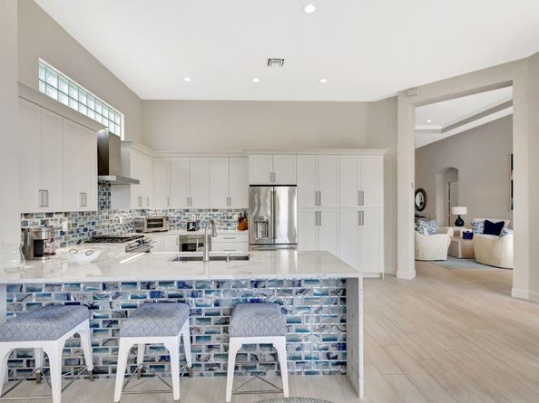112 Dalena Way, Palm Beach Gardens FL 33418