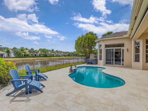 112 Dalena Way, Palm Beach Gardens FL 33418