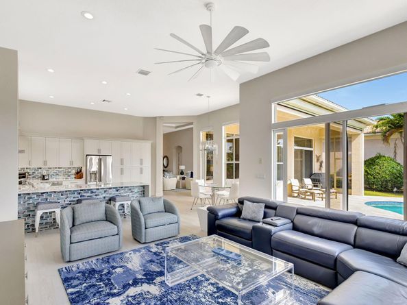 112 Dalena Way, Palm Beach Gardens FL 33418