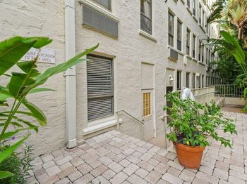 235 Sunrise Avenue