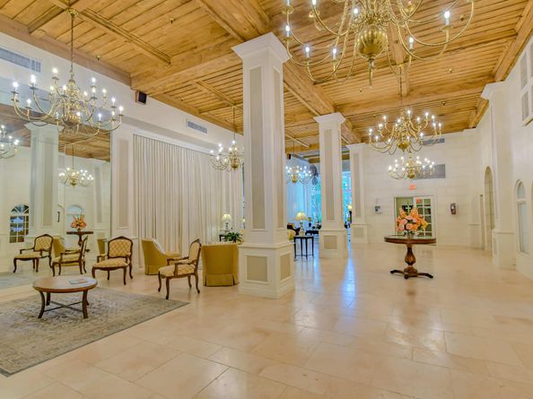 235 Sunrise Avenue 1051, Palm Beach FL 33480