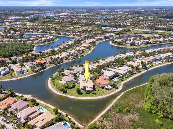 2376 Merriweather Way, Wellington FL 33414