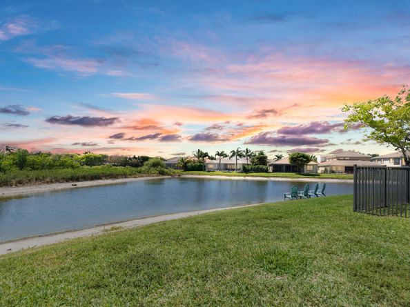 2376 Merriweather Way, Wellington FL 33414
