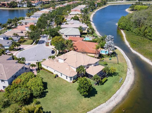 2376 Merriweather Way, Wellington FL 33414