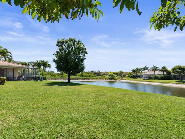 2376 Merriweather Way, Wellington FL 33414