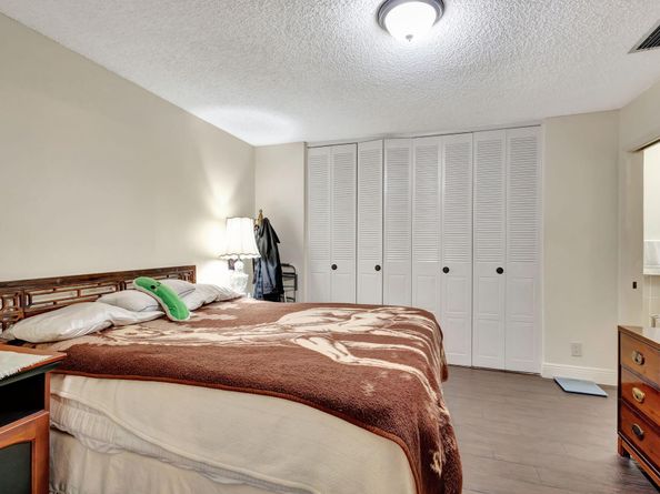 5800 Fernley Drive W 45, West Palm Beach FL 33415