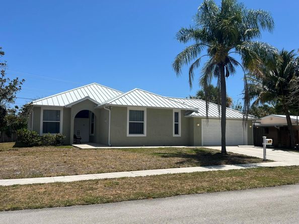 1501 Lee Court, Lake Worth FL 33461