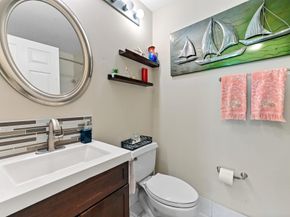 8033 Aberdeen Drive 102, Boynton Beach FL 33472