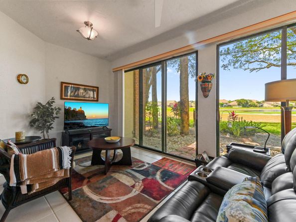 8033 Aberdeen Drive 102, Boynton Beach FL 33472