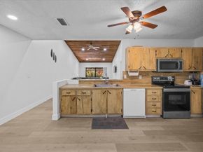 8337 NW 37th Pl 8337, Sunrise FL 33351