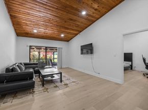 8337 NW 37th Pl 8337, Sunrise FL 33351