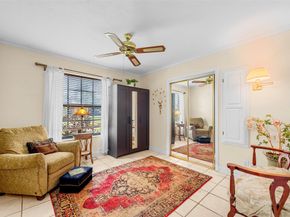 4300 NW 7th Ct, Plantation FL 33317