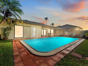 4300 NW 7th Ct, Plantation FL 33317