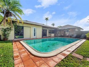 4300 NW 7th Ct, Plantation FL 33317