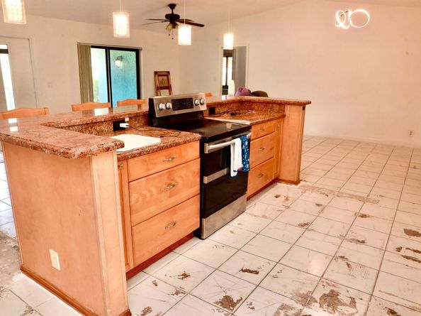 2910 NW 53rd Ter, Margate FL 33063