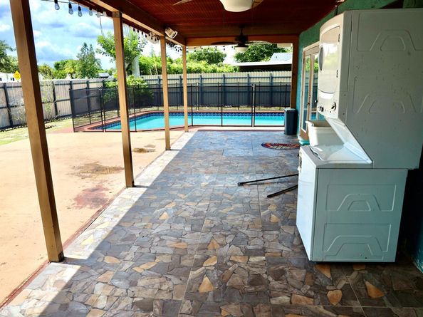2910 NW 53rd Ter, Margate FL 33063