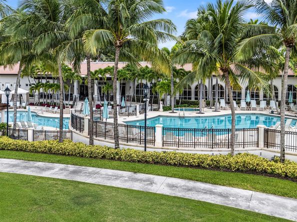 7219 Le Chalet Boulevard, Boynton Beach FL 33472